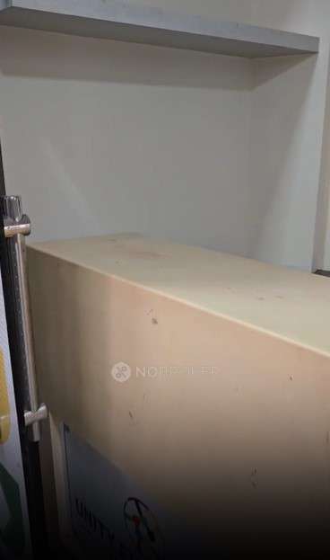 Office Space in Babhai Naka, Mumbai for sale 