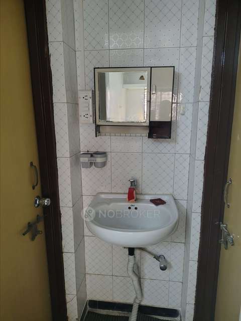 2 BHK Flat In Mansi Builders And Developers Maniratna Complex for Rent  In Maniratna Complex