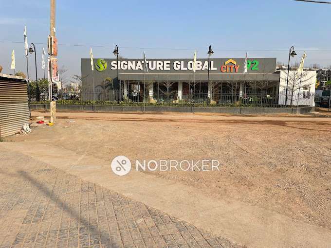 3 BHK Flat In Signature Global City 92 for Rent  In Sector 92