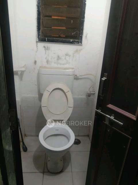 Single Room for Female In 1 BHK  In Shivsai Complex Warje In 138275, Giridhar Nagar, Warje, Pune, Maharashtra 411058, India