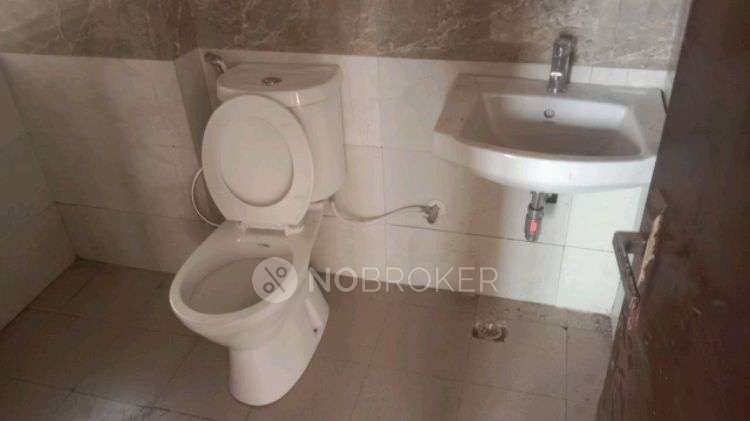 2 BHK Flat In Amarpali River View Techzone 4 Greater Noida West For Sale  In Amrapali Riverview &#40;opposite Dmart&#41;