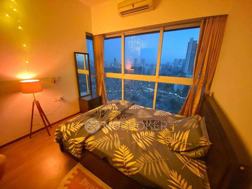 Shared Room for Female In 2 BHK  In Apartments In Malad East