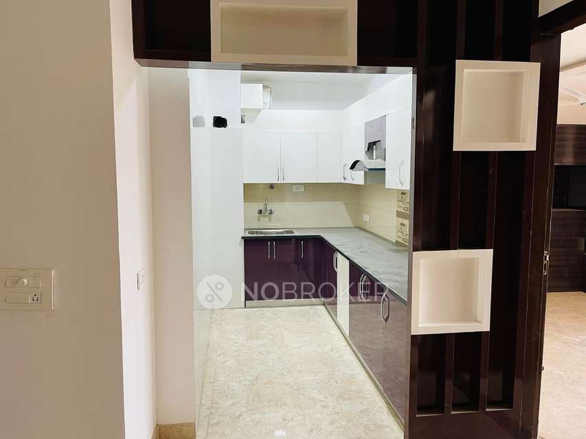 2 BHK Flat for Rent  In Sector 11