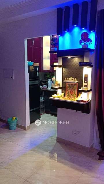 2 BHK Flat In Gaur City 7th Avenue For Sale  In Gaur City 