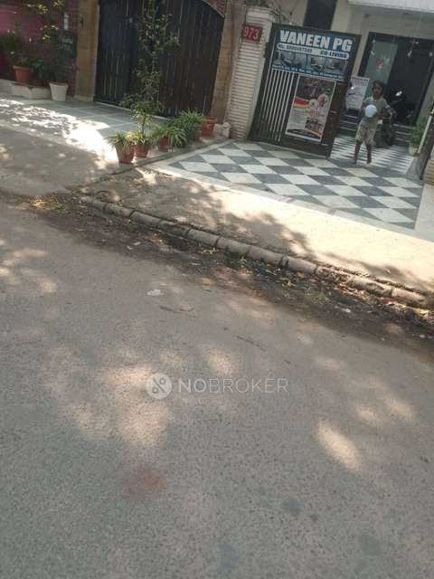 PG for Anyone in Sector 40