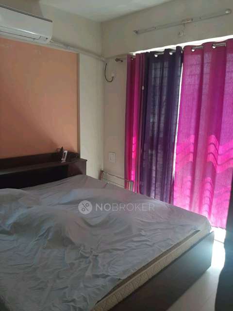 2 BHK Flat In Vrindavan Heights Co-operative Housing Society Ltd For Sale  In ,hadapsar