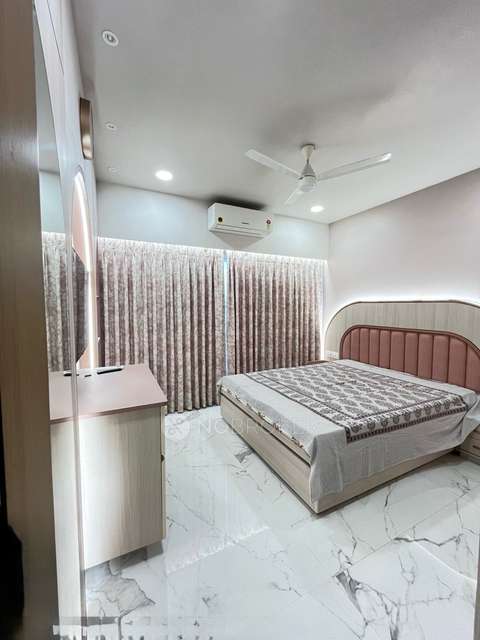 3 BHK Flat In Rna Ng Eclat For Sale  In Andheri West