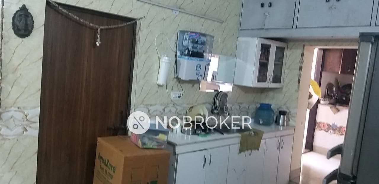 PG for Boys in Pitam Pura