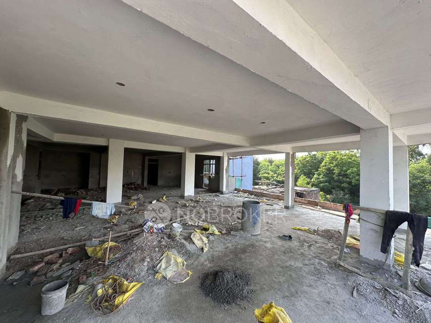 Showroom in Palam, Delhi for Rent 