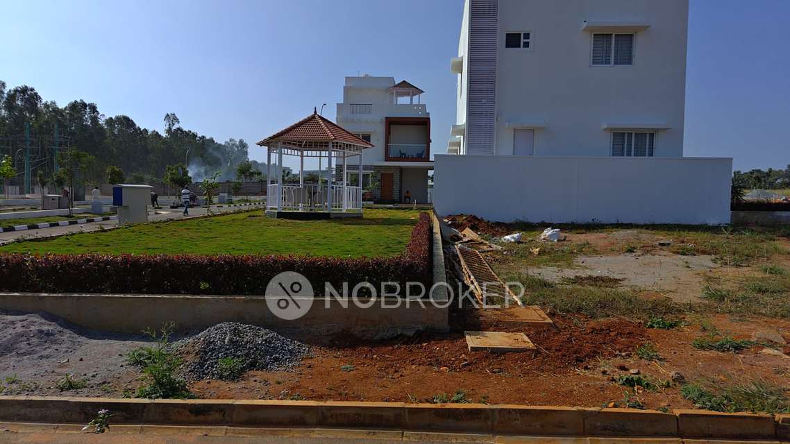 Plot For Sale  In Vakil Metropolis In Vakil Metropolis