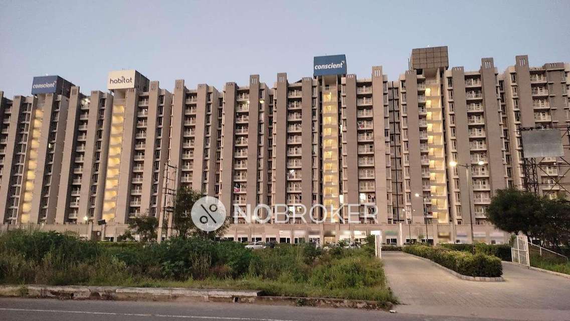 2 BHK Flat In Consicent Habitat for Rent  In Sector 99