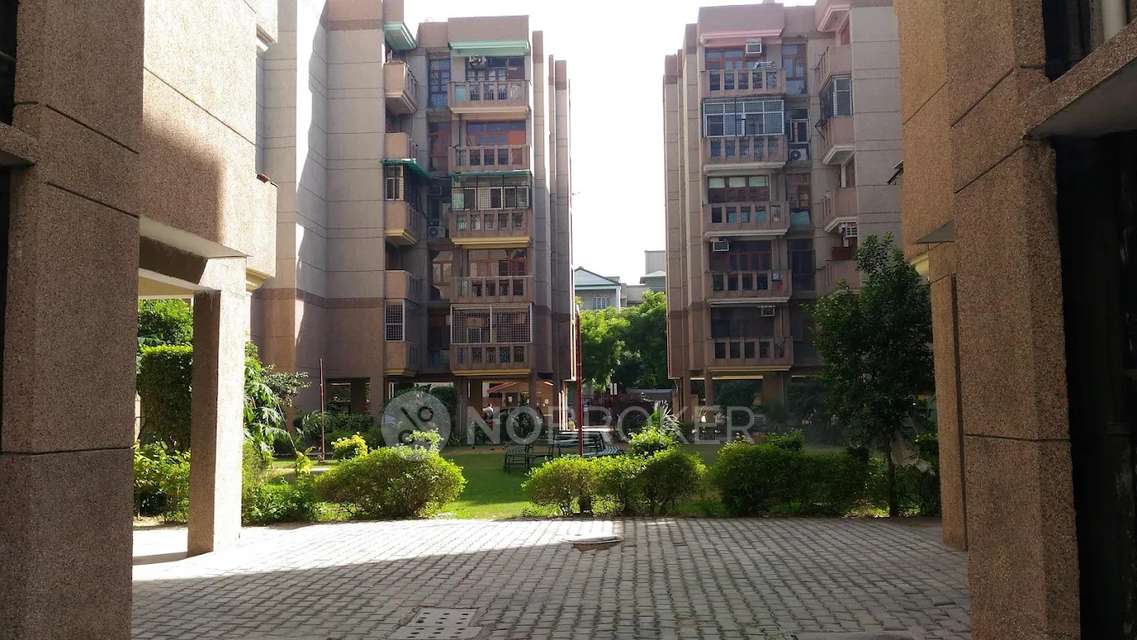 1 RK Flat In Neelkanth Apartments for Rent  In Sector 62, Noida