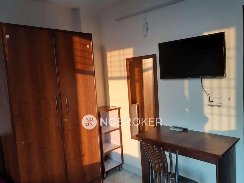 4+ BHK Flat In Standalone Building  For Sale  In Sector 57 