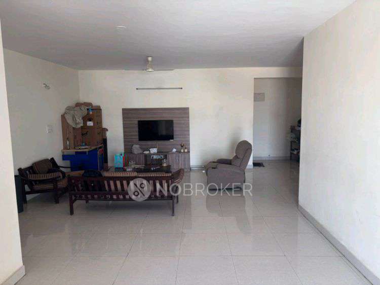 Single Room for Male In 3 BHK  In Skanda Sky  In Kadubeesanahalli