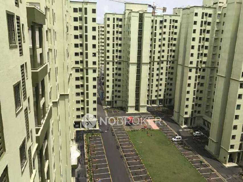 Shared Room for Male In 1 BHK  In Swapnapurti Housing Society In Kharghar
