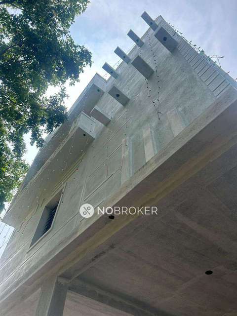 2 BHK Flat In Standalone Building  for Lease  In Hosur