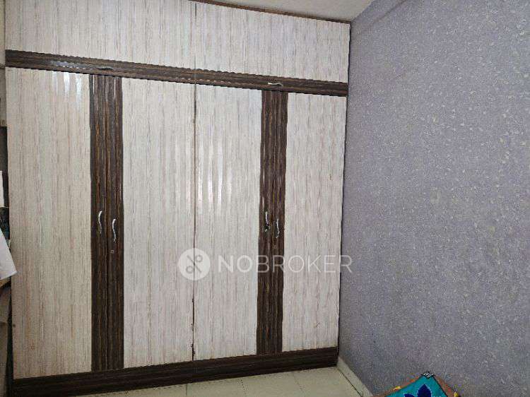 2 BHK Flat In Suhas Modi Sra For Sale  In Kandivali East