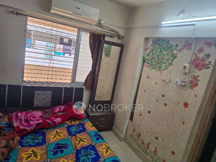 2 BHK Flat In Suhas Modi Sra For Sale  In Kandivali East