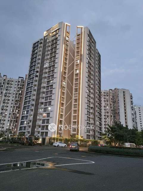 2 BHK Flat In Lodha Lakeshore Greens For Sale  In Thane West
