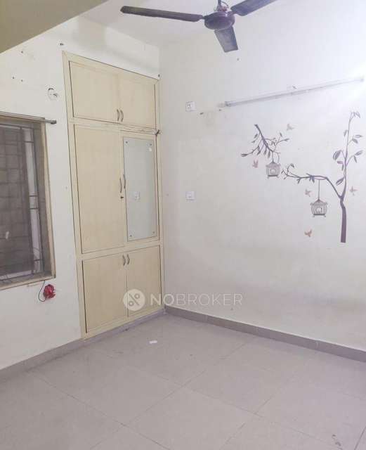 2 BHK Flat In Trinity Garden For Sale  In Thoraipakkam