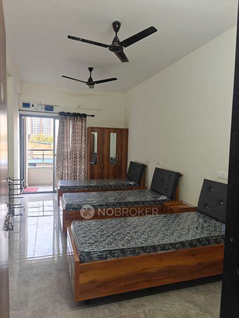 PG for Boys in Ghorpadi