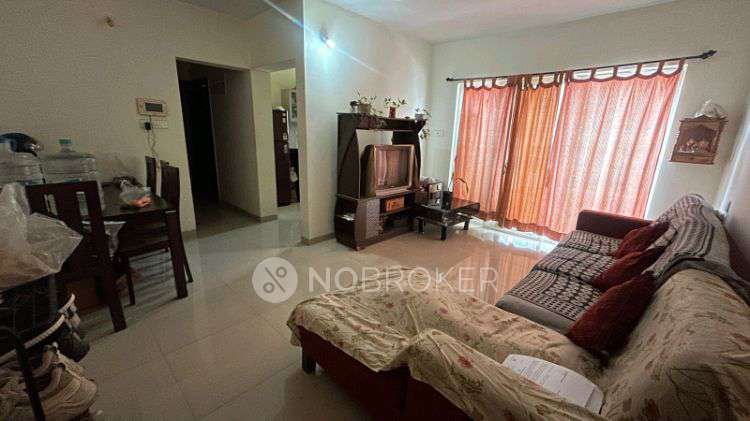 Single Room for Female In 2 BHK  In Greenfield Society  In Greenfield Society