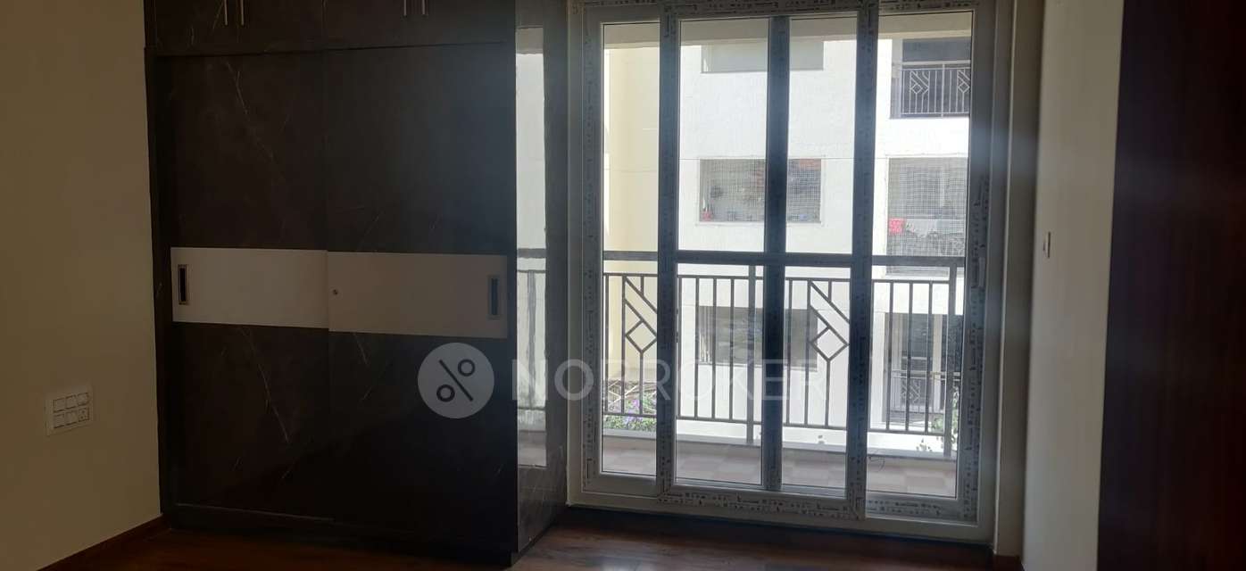 3 BHK Flat In Garden Square for Rent  In Garden Square