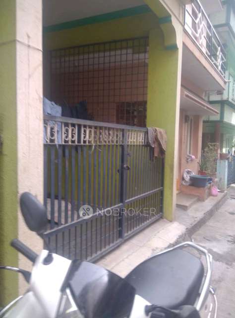 1 BHK Flat In Standalone Building  for Rent  In Madiwala