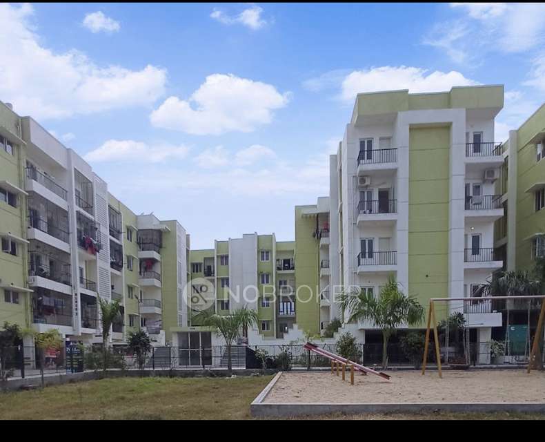 2 BHK Flat In Bharathi Building  for Rent  In Mahadevapura