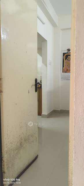 2 BHK Flat In Lakshmi Apartments, Madipakkam For Sale  In Madipakkam