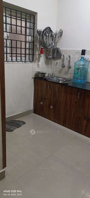 2 BHK Flat In Lakshmi Apartments, Madipakkam For Sale  In Madipakkam