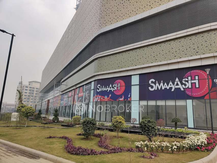 Showroom in M3m 65th Avenue, Gurgaon for Rent 