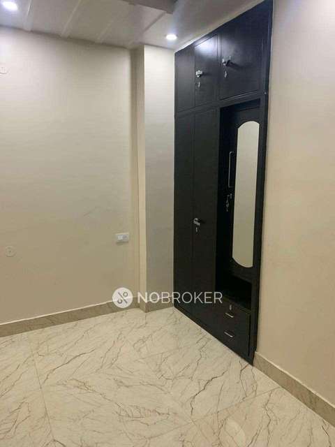 3 BHK Flat In Radha Krishna Apartment For Sale  In Sector 7