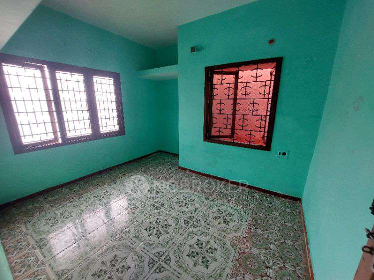 1 BHK Flat In Maheswari Homes, Velachery, Chennai for Rent  In 5th, Main Road