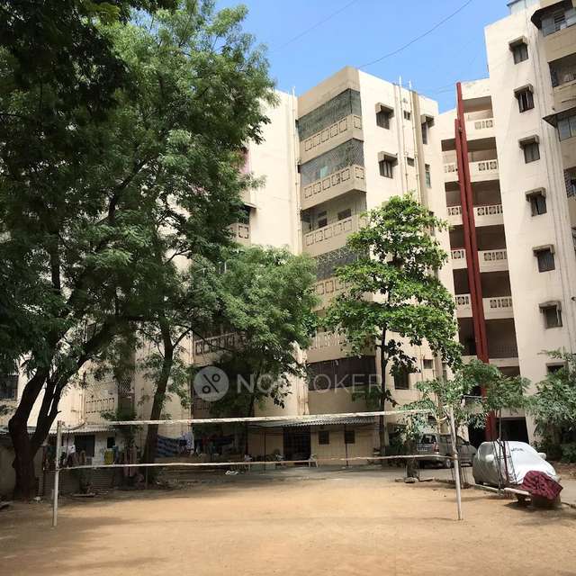 2 BHK Flat In Shanthibagh Apartment for Rent  In Begumpet