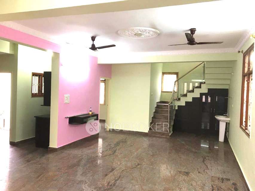 4+ BHK House For Sale  In Mla Layout