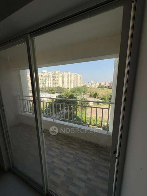 1 BHK Flat In Majestique Nest Apartments, Fursungi For Sale  In Fursungi