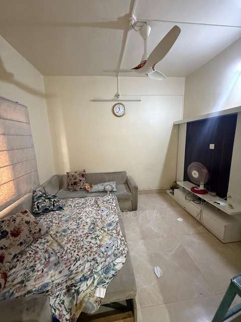 Single Room for Male In 1 BHK  In Gokhalenagar