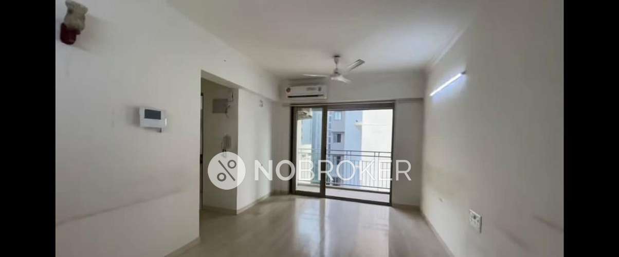 2 BHK Flat In Mahalaxmi Tower, D.n.nagar, Andheri West For Sale  In Mahalaxmi Towers