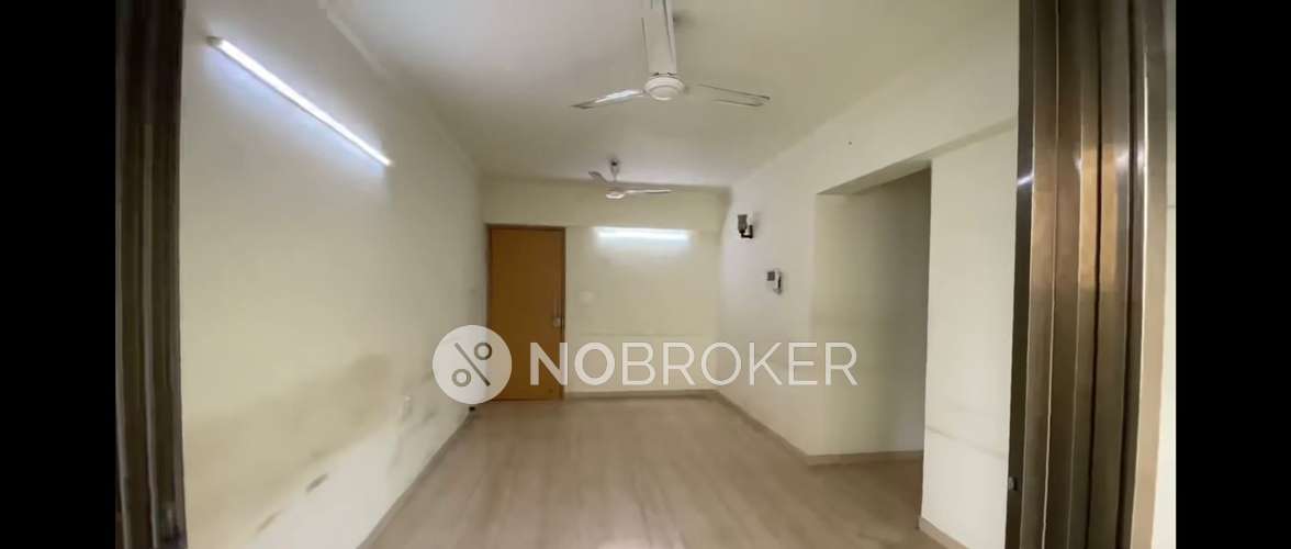 2 BHK Flat In Mahalaxmi Tower, D.n.nagar, Andheri West For Sale  In Mahalaxmi Towers