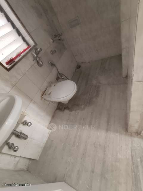 2 BHK Flat In Lavender Society, Raheja Garden For Sale  In Wanwadi