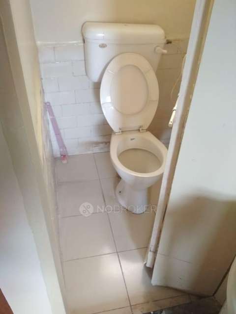 2 BHK Flat In Shree Apartments for Rent In Aundh