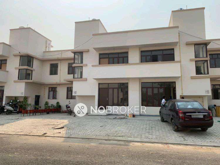 2 BHK Flat In Dream Homes For Sale  In  Wave City 