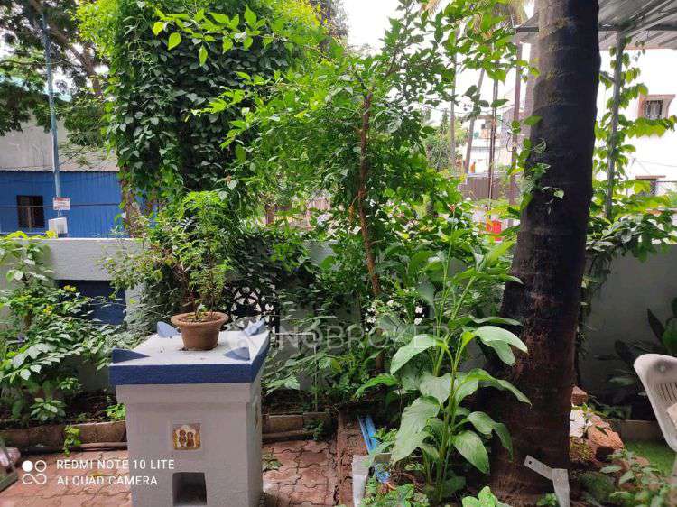 PG for Girls in 16b, Gokhale Nagar Rd, Krushi Housing Society, Shivaji Co Operative Housing Society, Bhageerath, Gokhalenagar, Pune, Maharashtra 411016, India