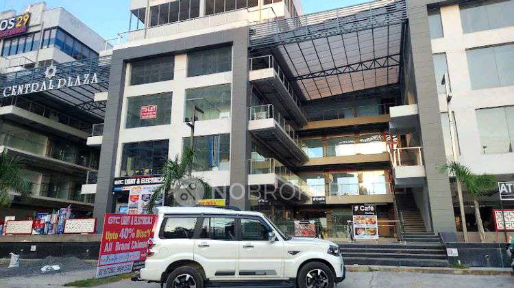 Shop in Central Plaza- High Street Market, Greater Noida for Rent 