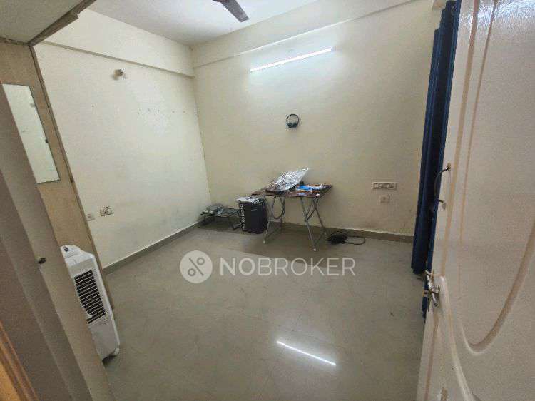 Single Room for Male In 2 BHK  In Sis Safaa In Akshaya Safa, Guduvancheri, Tamil Nadu 603202, India