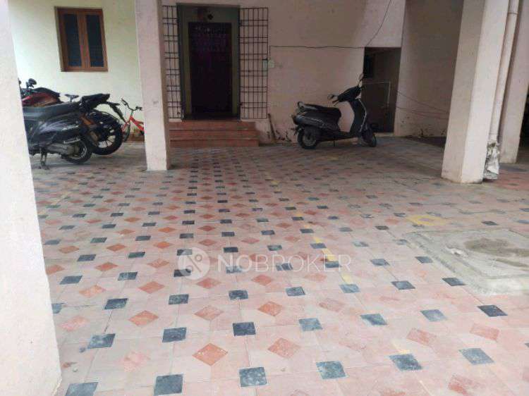 2 BHK Flat In Rk Construction For Sale  In Mudichur