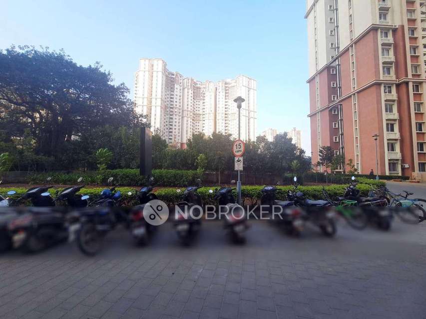 2 BHK Flat In Prestige Lakeside Tower 6 For Sale  In Gunjur