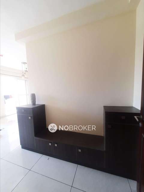 2 BHK Flat In Prestige Lakeside Tower 6 For Sale  In Gunjur