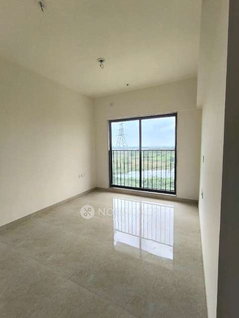 2 BHK Flat In Sunteck Maxx World For Sale  In Naigaon East